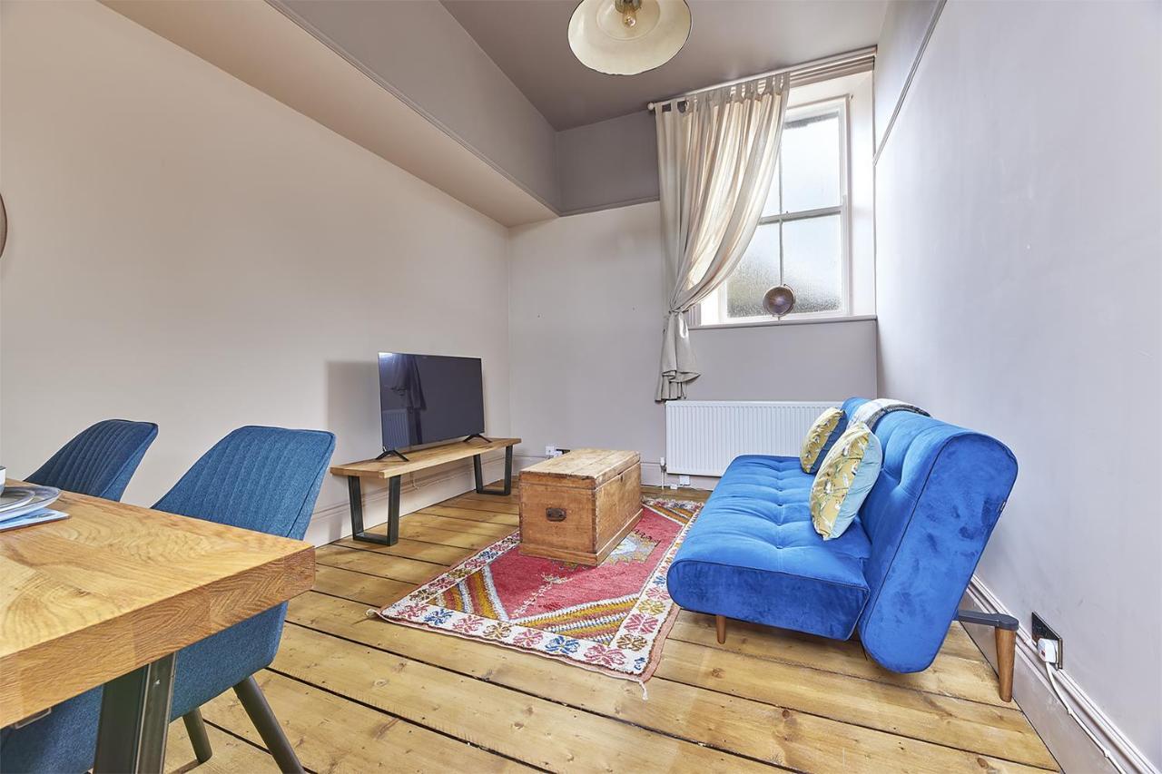 Host & Stay - The Old Courtroom Flat アンブル エクステリア 写真